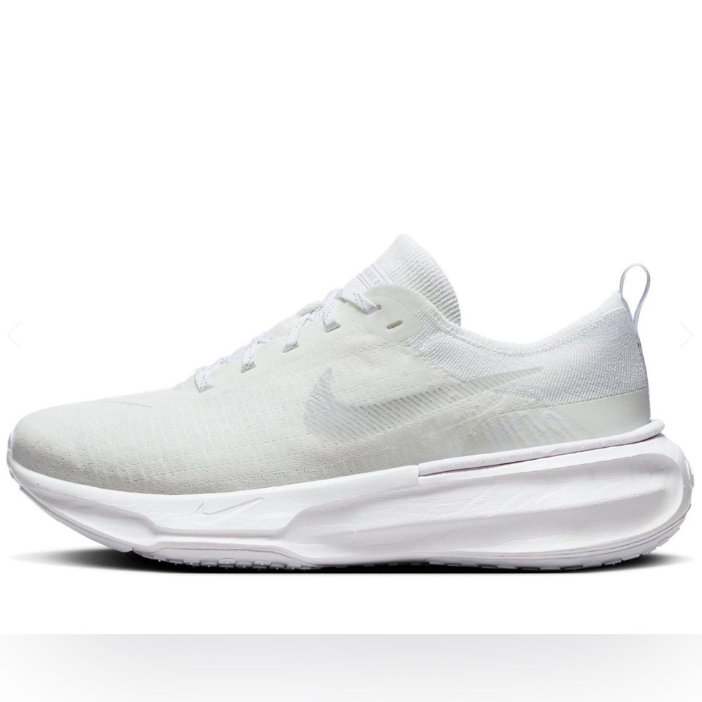 Nike ZoomX Invincible Sneaker in White Photon Dust Size 10.5 W Extra Wide